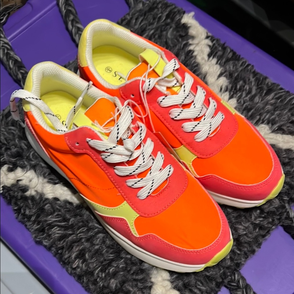 Serra Orange and Pink Retro Sneakers